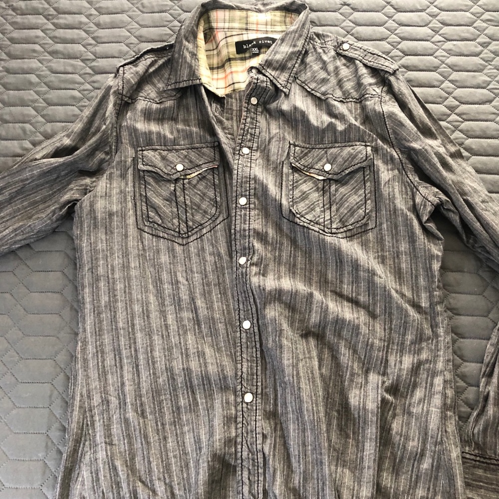 Black Rivet Long Sleeve Dress Shirt